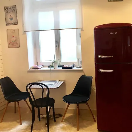 Elegant Apartman